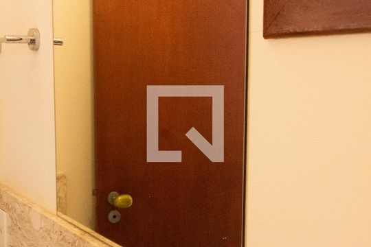 LAVABO de casa de condomínio à venda com 4 quartos, 150m² em Parque dos Jacarandás, Campinas