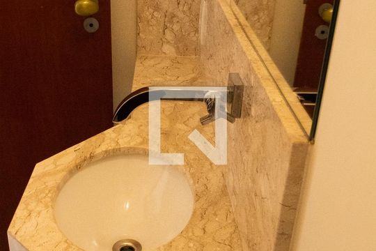 LAVABO de casa de condomínio à venda com 4 quartos, 150m² em Parque dos Jacarandás, Campinas