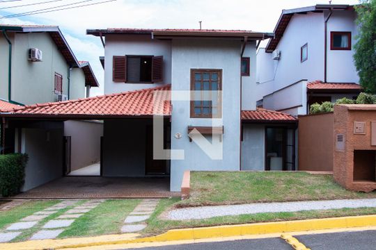 FACHADA de casa de condomínio à venda com 4 quartos, 150m² em Parque dos Jacarandás, Campinas