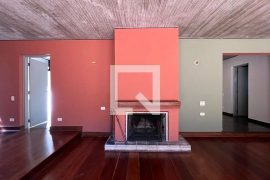 Casa à venda com 4 quartos, 450m² em Alto de Pinheiros, São Paulo