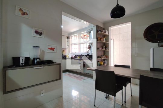 Cozinha  de casa de condomínio à venda com 4 quartos, 187m² em Taquara, Rio de Janeiro