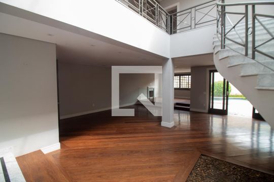 Sala de casa à venda com 5 quartos, 450m² em Chácara Monte Alegre, São Paulo