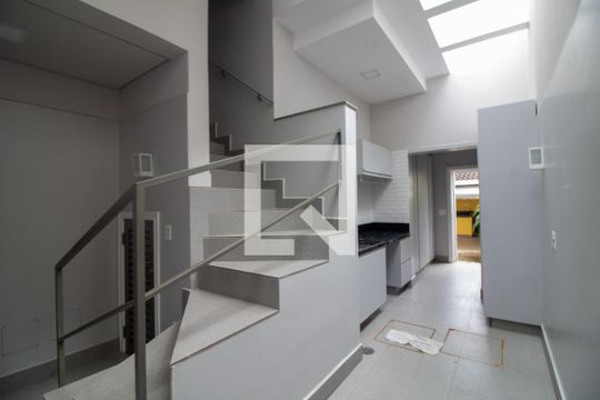 Área de Serviço de casa para alugar com 5 quartos, 450m² em Chácara Monte Alegre, São Paulo