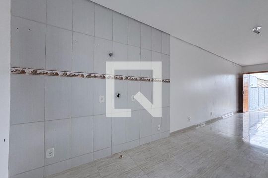 Cozinha de casa à venda com 2 quartos, 64m² em Campina, São Leopoldo