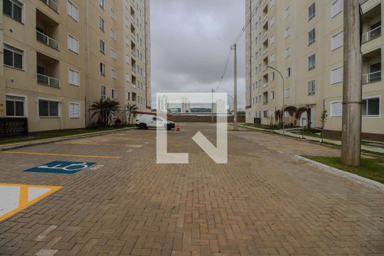Garagem de apartamento para alugar com 2 quartos, 47m² em Costa E Silva, Porto Alegre