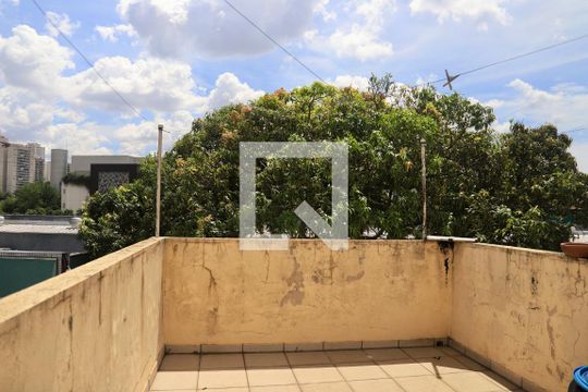 Área de Serviço de casa à venda com 3 quartos, 190m² em Vila do Bosque, São Paulo