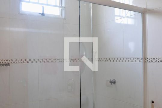 Banheiro da Suíte 2 de casa à venda com 3 quartos, 190m² em Vila do Bosque, São Paulo