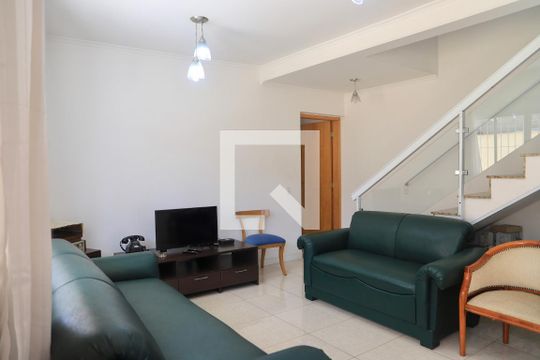 Casa à venda com 3 quartos, 190m² em Vila do Bosque, São Paulo