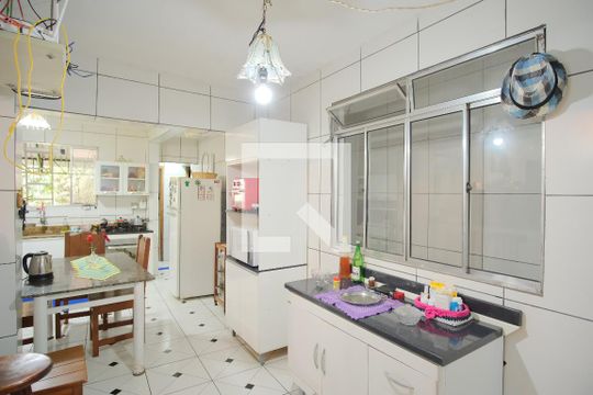 Cozinha de casa à venda com 2 quartos, 411m² em Penha de França, São Paulo