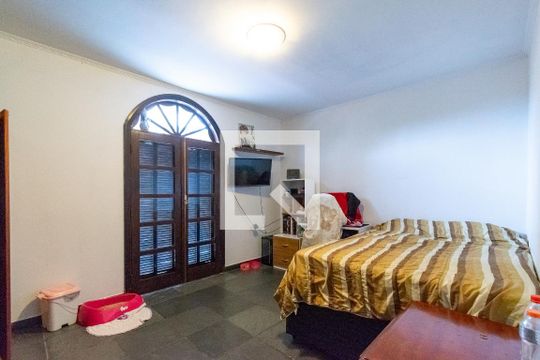 Quarto 2 de casa à venda com 4 quartos, 350m² em Vila Guarani, São Paulo