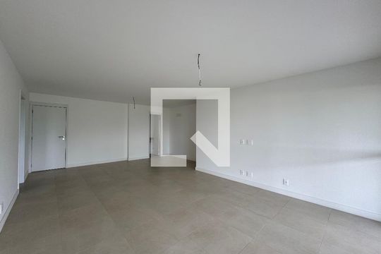 Sala de apartamento à venda com 4 quartos, 187m² em Barra da Tijuca, Rio de Janeiro