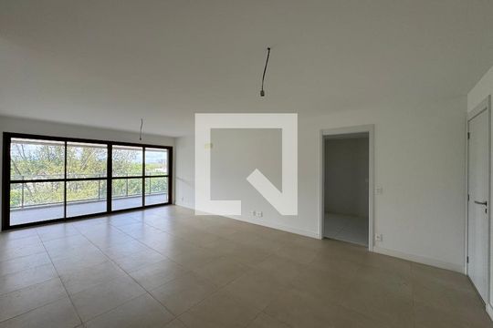Sala de apartamento à venda com 4 quartos, 187m² em Barra da Tijuca, Rio de Janeiro