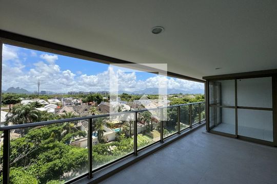 Varanda Sala de apartamento à venda com 3 quartos, 124m² em Barra da Tijuca, Rio de Janeiro