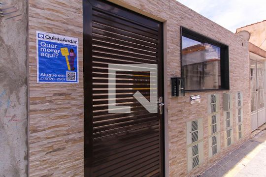 Fachada de kitnet/studio para alugar com 1 quarto, 25m² em Vila Canero, São Paulo