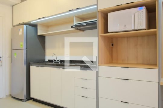 Cozinha de kitnet/studio à venda com 1 quarto, 27m² em Vila Matilde, São Paulo