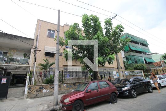 Fachada do Prédio de apartamento à venda com 2 quartos, 65m² em Olaria, Rio de Janeiro