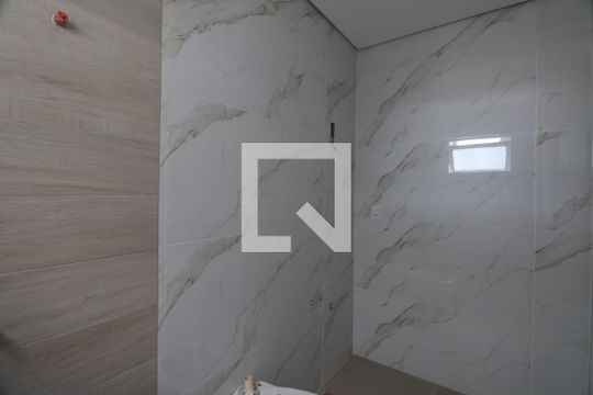 Banheiro de casa à venda com 3 quartos, 131m² em Estância Velha, Canoas