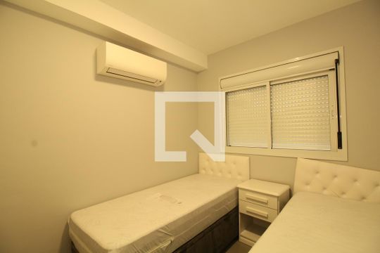 Quarto de apartamento para alugar com 2 quartos, 58m² em Vila Andrade, São Paulo