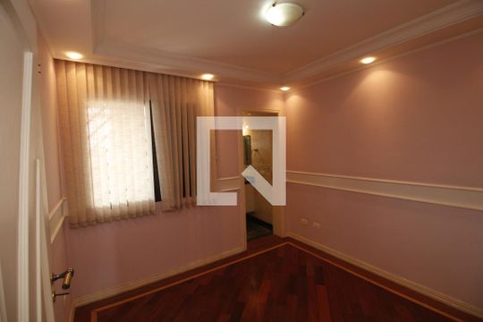 Quarto Suíte de casa à venda com 4 quartos, 370m² em Vila Carrão, São Paulo