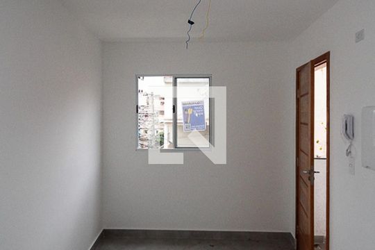Sala de apartamento para alugar com 2 quartos, 35m² em Cidade Continental, São Paulo