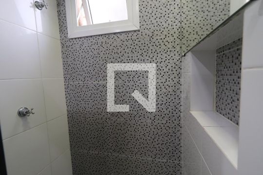 Banheiro de apartamento para alugar com 2 quartos, 60m² em Centro, Novo Hamburgo