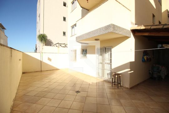 Área privativa  de apartamento à venda com 2 quartos, 95m² em Palmares, Belo Horizonte