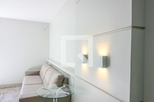Sala de apartamento para alugar com 1 quarto, 380m² em Qi 23, Brasília