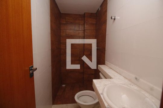 Banheiro de apartamento para alugar com 2 quartos, 35m² em Penha de França, São Paulo