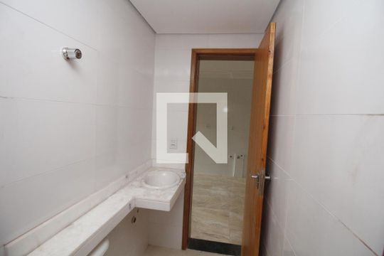 Banheiro de apartamento para alugar com 2 quartos, 35m² em Penha de França, São Paulo