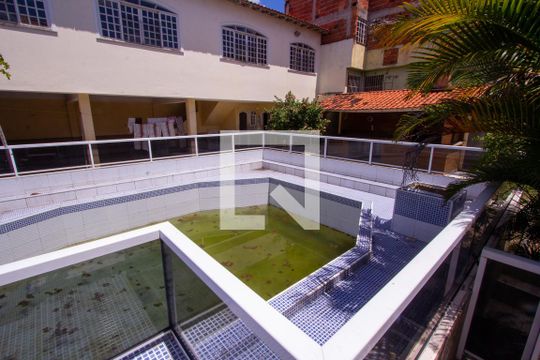 Área comum - Piscina de casa para alugar com 4 quartos, 511m² em Ze Garoto, São Gonçalo