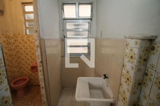 Área de Serviço de apartamento para alugar com 2 quartos, 50m² em Colégio, Rio de Janeiro