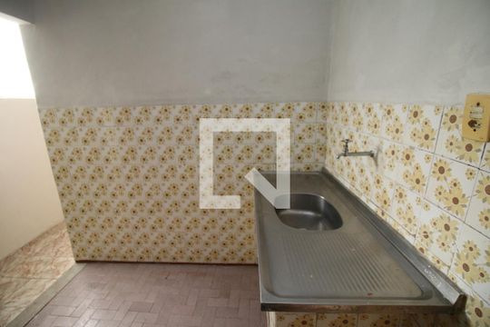 Cozinha de apartamento para alugar com 2 quartos, 50m² em Colégio, Rio de Janeiro