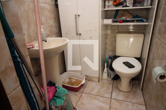 Lavabo 2 de casa à venda com 5 quartos, 290m² em Medianeira, Porto Alegre
