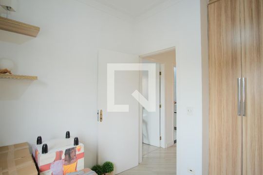 Quarto 2 de casa à venda com 3 quartos, 250m² em Vila Carrão, São Paulo