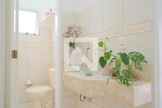 Lavabo de casa à venda com 3 quartos, 250m² em Vila Carrão, São Paulo
