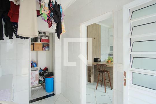 Área de Serviço de casa à venda com 3 quartos, 250m² em Vila Carrão, São Paulo