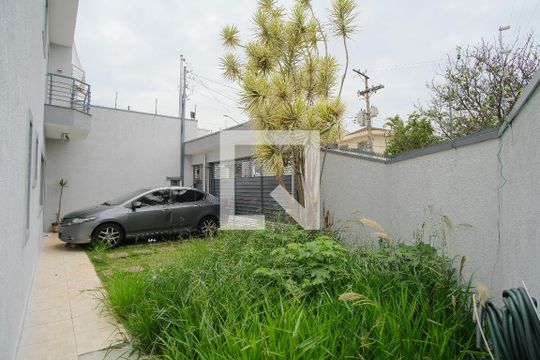 Garagem de casa à venda com 3 quartos, 250m² em Vila Carrão, São Paulo