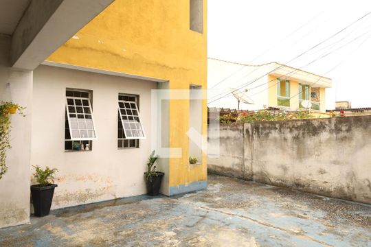 Garagem de casa para alugar com 6 quartos, 330m² em Jardim Lideranca, São Paulo
