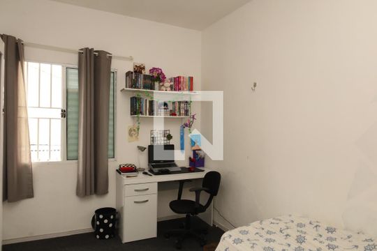 Quarto 1 de casa para alugar com 6 quartos, 330m² em Jardim Lideranca, São Paulo
