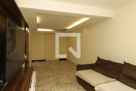 Sala de casa para alugar com 6 quartos, 330m² em Jardim Lideranca, São Paulo