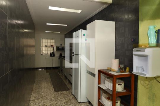 Cozinha de casa para alugar com 6 quartos, 330m² em Jardim Lideranca, São Paulo