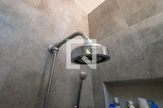 Banheiro de apartamento à venda com 2 quartos, 120m² em Jardim America, São Paulo