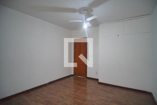 Suíte de apartamento para alugar com 3 quartos, 94m² em Pátria Nova, Novo Hamburgo
