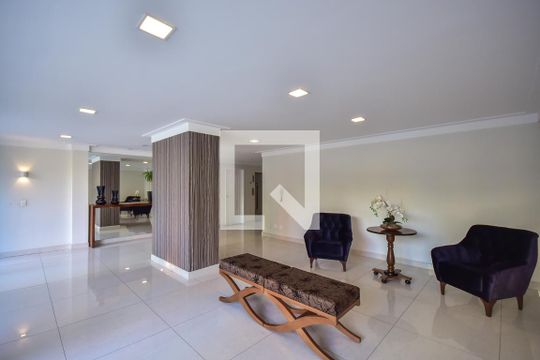 Hall Social de apartamento à venda com 4 quartos, 200m² em Vila Andrade, São Paulo