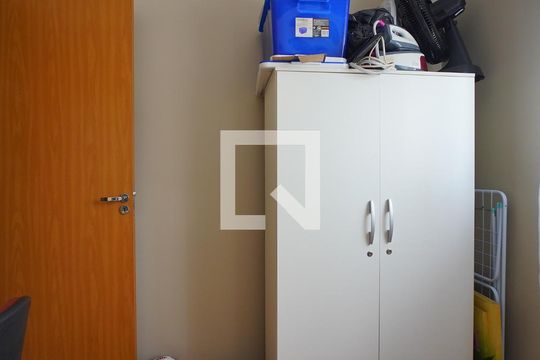 Quarto 1 de apartamento à venda com 2 quartos, 57m² em Morro Santana, Porto Alegre