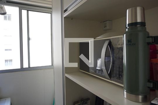 Cozinha de apartamento à venda com 2 quartos, 57m² em Morro Santana, Porto Alegre