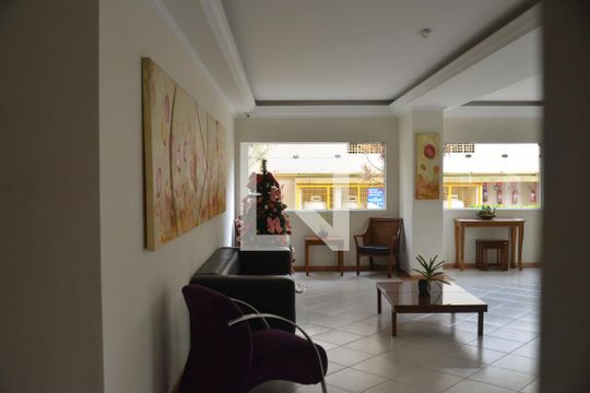 Hall de entrada de apartamento à venda com 3 quartos, 86m² em Vila Pires, Santo André