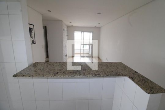 Cozinha de apartamento para alugar com 2 quartos, 55m² em Lauzane Paulista, São Paulo