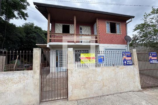 Fachada de casa para alugar com 3 quartos, 130m² em Campina, São Leopoldo