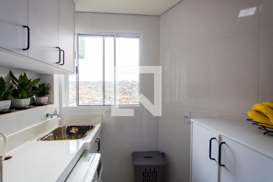 Cozinha/Área de serviço de apartamento à venda com 2 quartos, 70m² em Parque Sao Vicente, Santo André